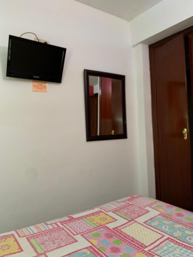 Hostal El Emigrante Dos Hermanas Exterior foto
